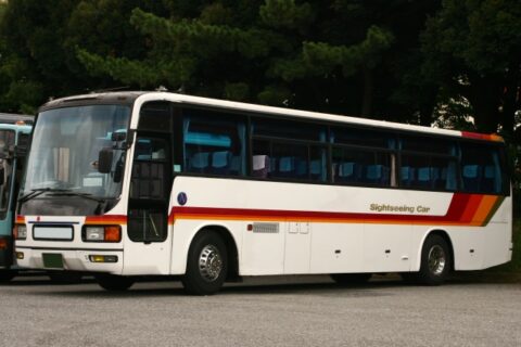 大型の観光バス